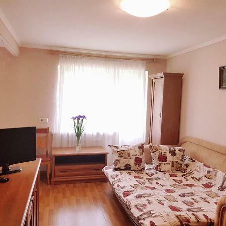 Квартира -Студія Вул. Героїв Севастополя 46/17, Поруч Нау, Клініка Шалімова, Швидкістний Трамвай, Ж/Д Вокзал, Аеропорт Жуляни Κίεβο Εξωτερικό φωτογραφία